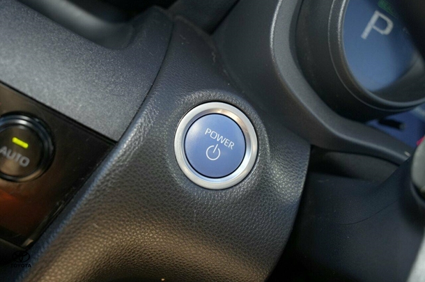 2021 Toyota Yaris Cross Hybrid GX image 16