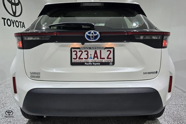 2020 Toyota Yaris Cross Hybrid GX image 3