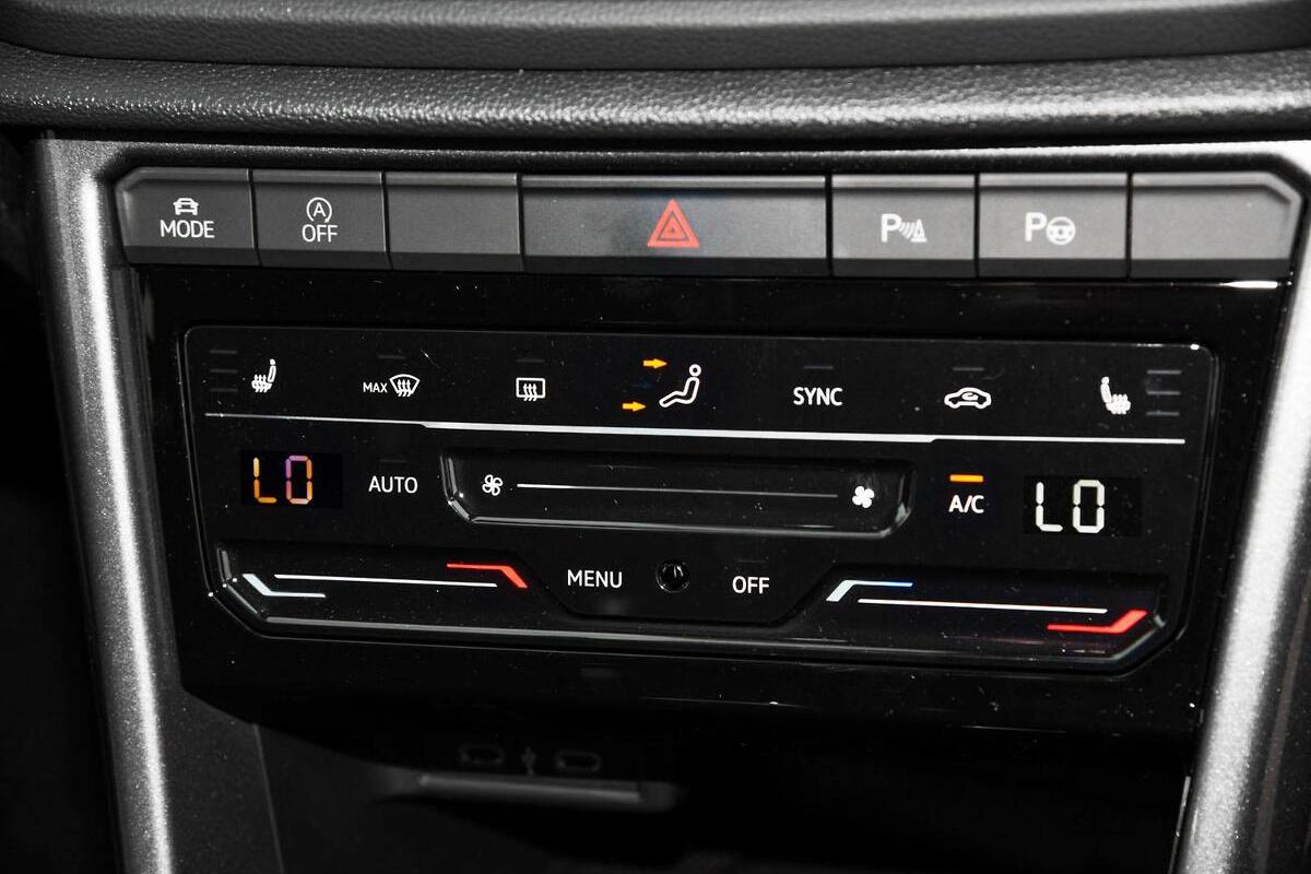 2024 Volkswagen T-Roc 110TSI Style D11 Auto MY24 image 13