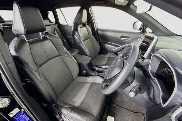 2024 Toyota Corolla Cross HV GXL image 10