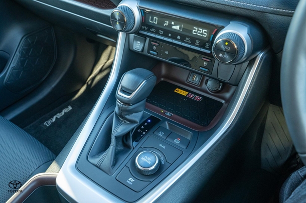 2024 TOYOTA RAV4 Hybrid Cruiser-AWD image 14