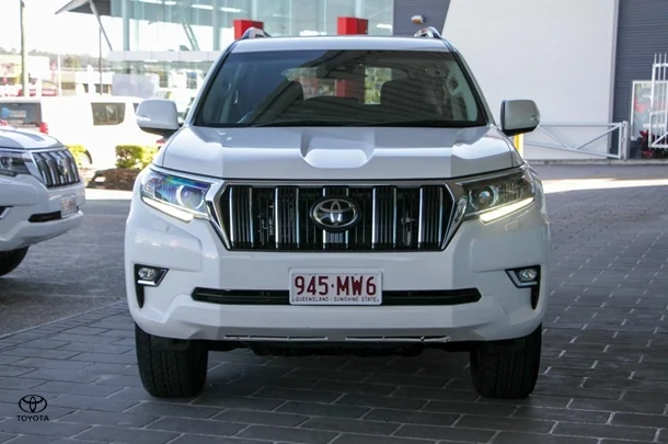 2023 Toyota Prado GXL image 5