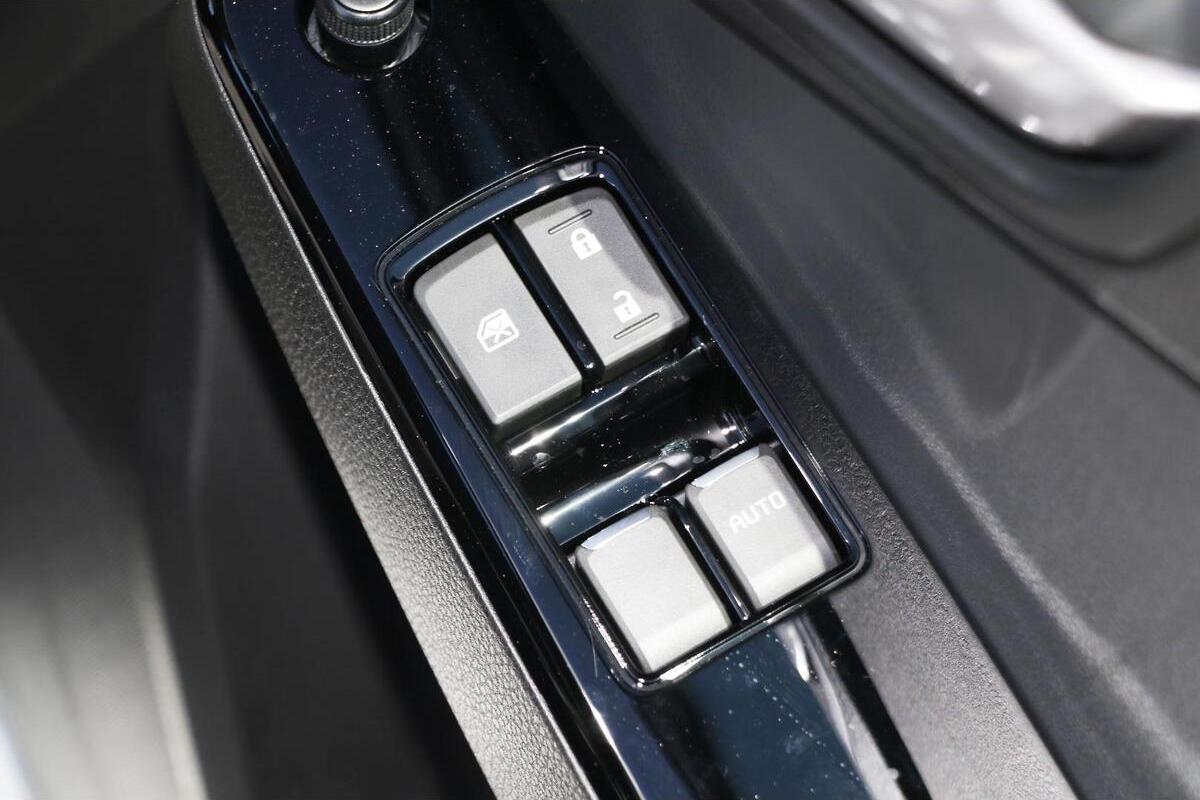 2024 Mazda BT-50 XS TF Auto 4x2 image 17