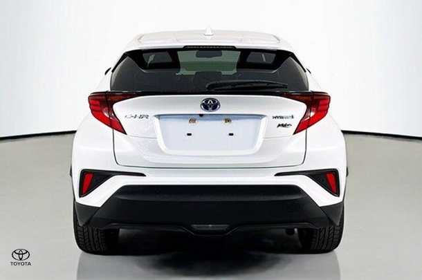 2022 Toyota C-HR Hybrid Koba 2WD image 7
