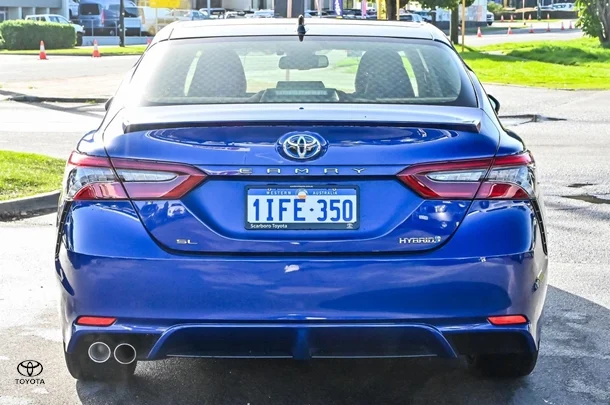 2024 Toyota Camry Hybrid SL image 5