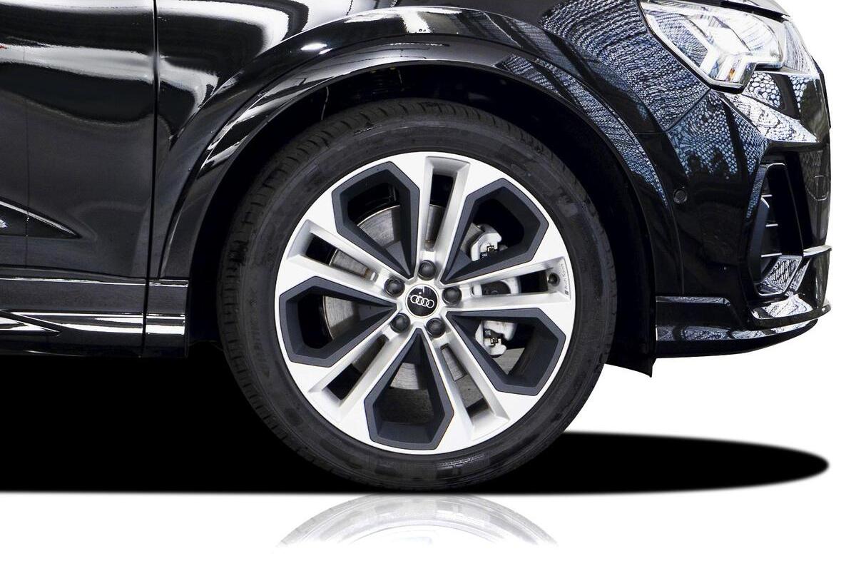 2024 Audi Q3 40 TFSI S Line Auto quattro MY25 image 18