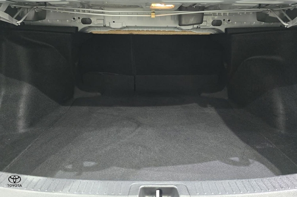 2024 Toyota COROLLA SEDAN HYBRID Ascent Sport image 29