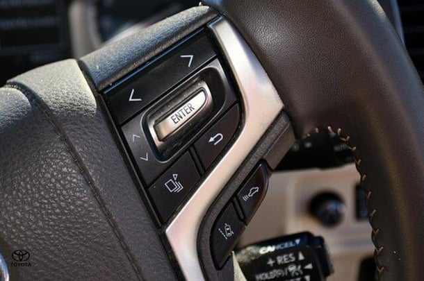 2021 Toyota Prado VX image 14