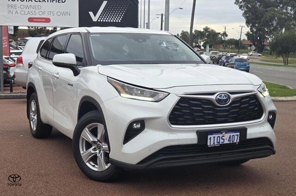 2022 Toyota Kluger Hybrid GX image 13
