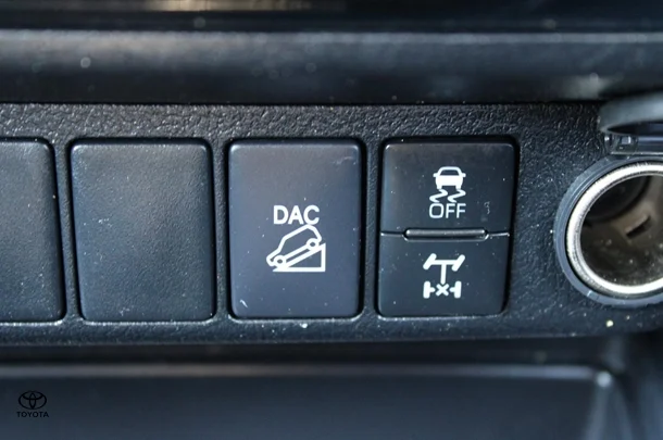 2023 Toyota Hilux 4x4 SR5 image 31