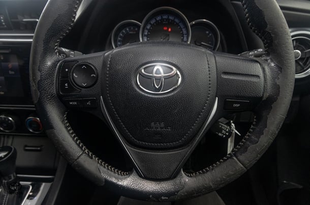 2017 Toyota Corolla Ascent Sport image 10