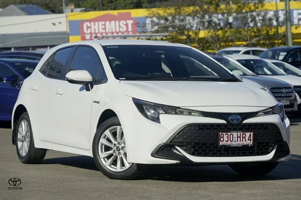 2023 Toyota Corolla Hatch Hybrid Ascent Sport image 1