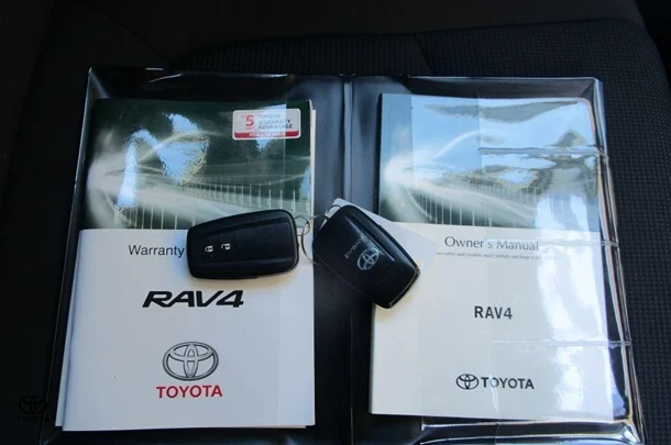2019 Toyota Rav4 Hybrid GX AWD image 23