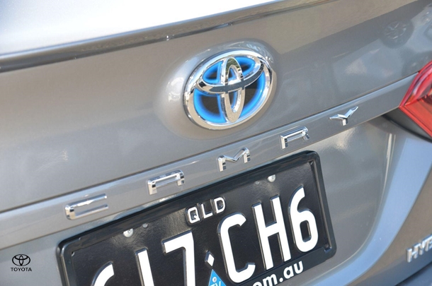 2021 Toyota Camry Hybrid SL image 20