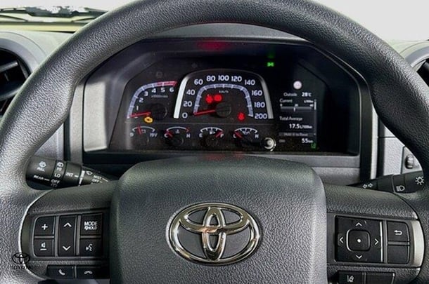 2024 Toyota LANDCRUISER MILITARY GXL image 12