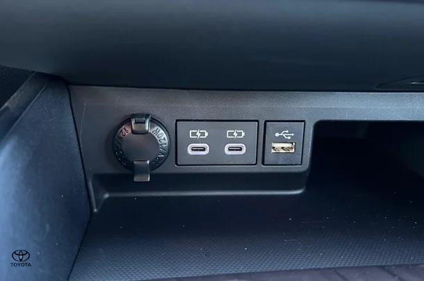 2024 Toyota Kluger Grande image 28