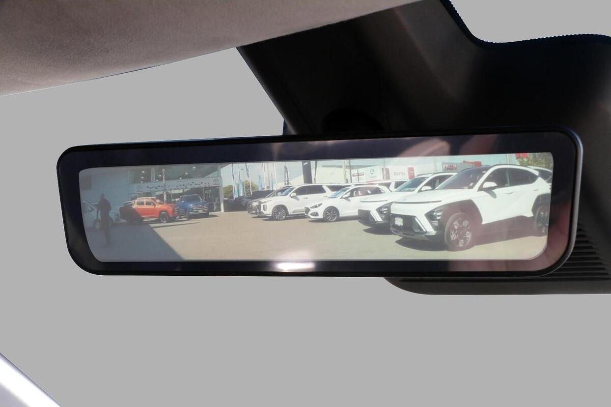 2025 LDV MIFA 9 Luxe Auto MY23 image 11