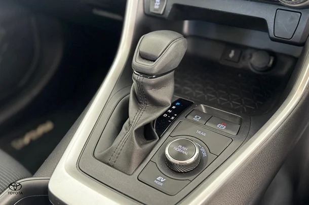 2021 Toyota Rav4 Hybrid GX AWD image 27