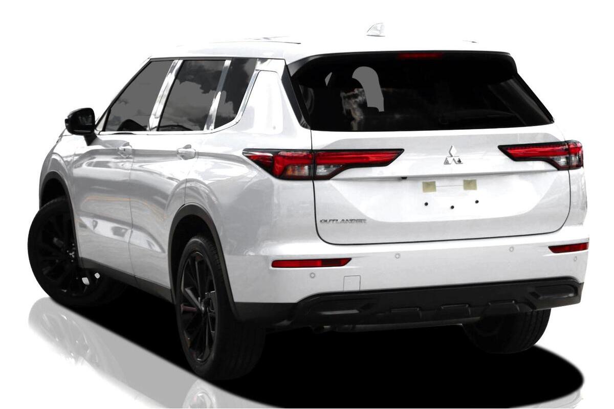 2024 Mitsubishi Outlander Black Edition ZM Auto 2WD MY24 image 4