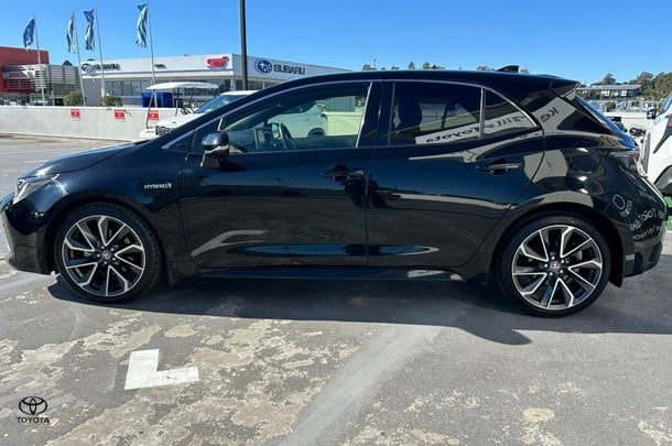2021 Toyota Corolla ZR image 9