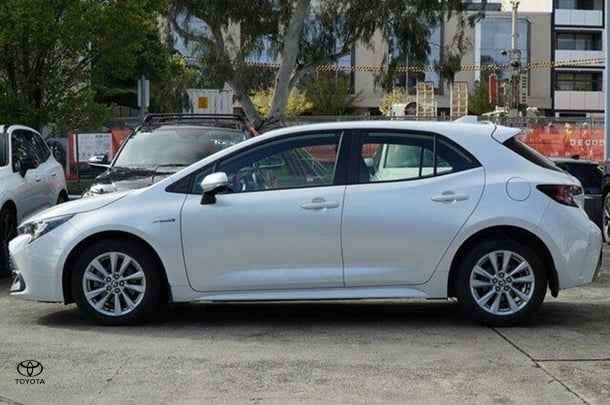 2022 Toyota Corolla Hatch Hybrid Ascent Sport image 18