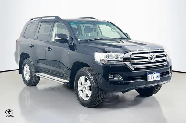 2021 Toyota LANDCRUISER GXL image 1
