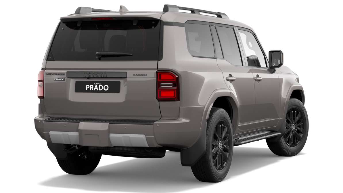 2025 Toyota Prado Kakadu Turbo-diesel image 3