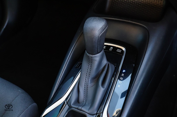 2022 Toyota Corolla Sedan Hybrid Ascent Sport image 19