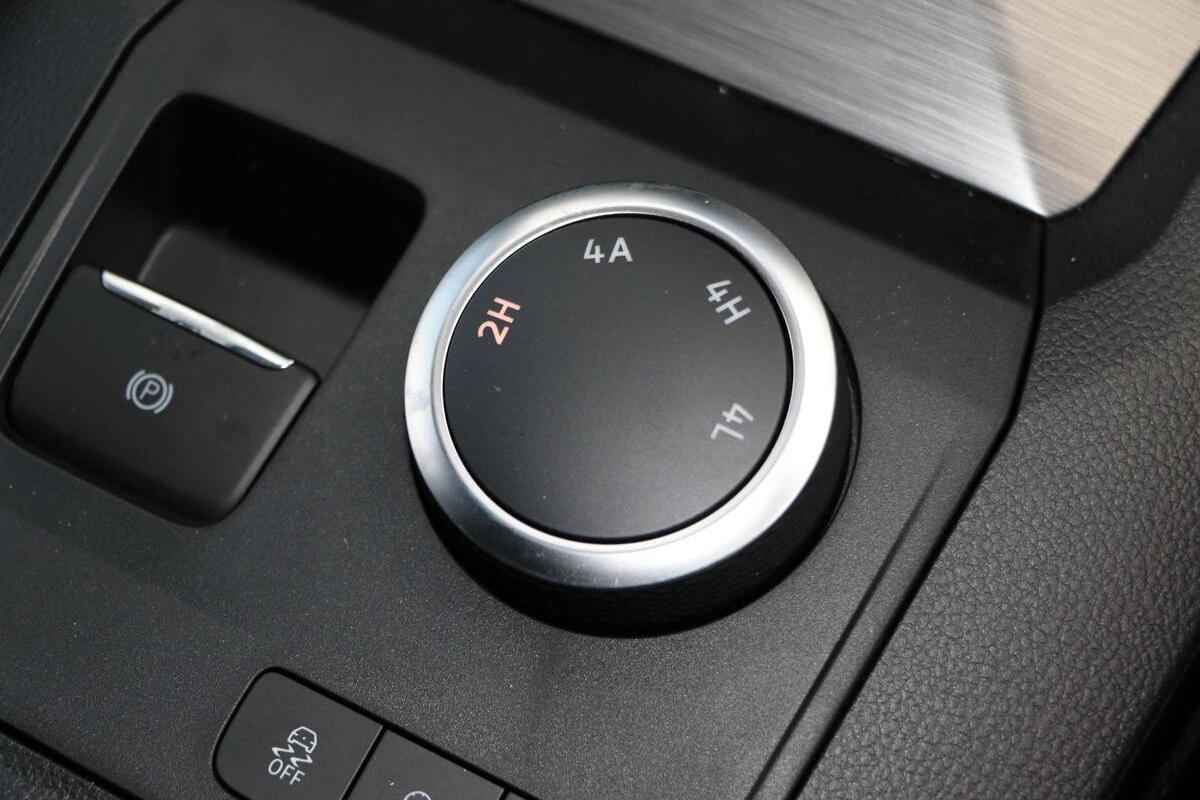 2024 Volkswagen Amarok TSI452 Aventura NF Auto 4MOTION Perm MY24 Dual Cab image 13