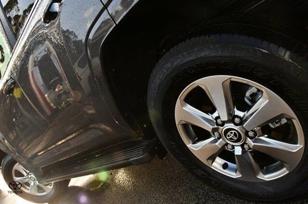 2024 Toyota Landcruiser VX image 4