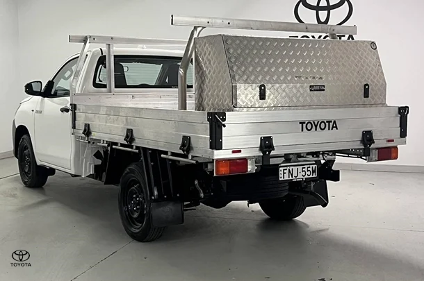 2024 Toyota Hilux Workmate image 8