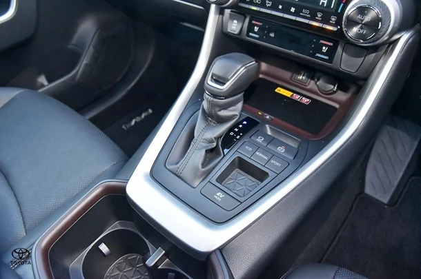 2024 Toyota RAV4 Hybrid Cruiser 2WD image 27