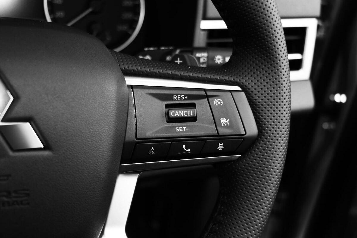 2024 Mitsubishi Outlander LS ZM Auto AWD MY24 image 16