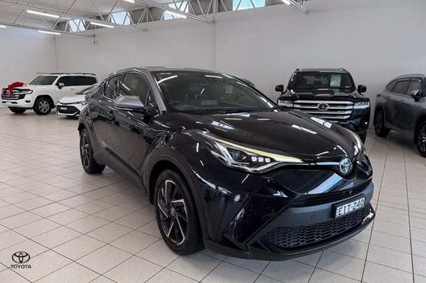 2019 Toyota CHR Koba AWD image 8