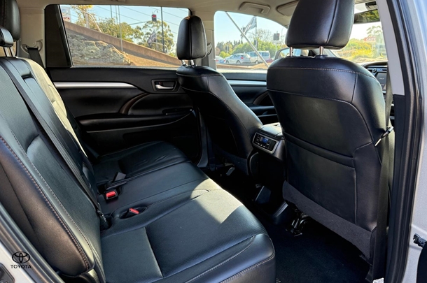 2019 Toyota Kluger 4x2 GXL image 11