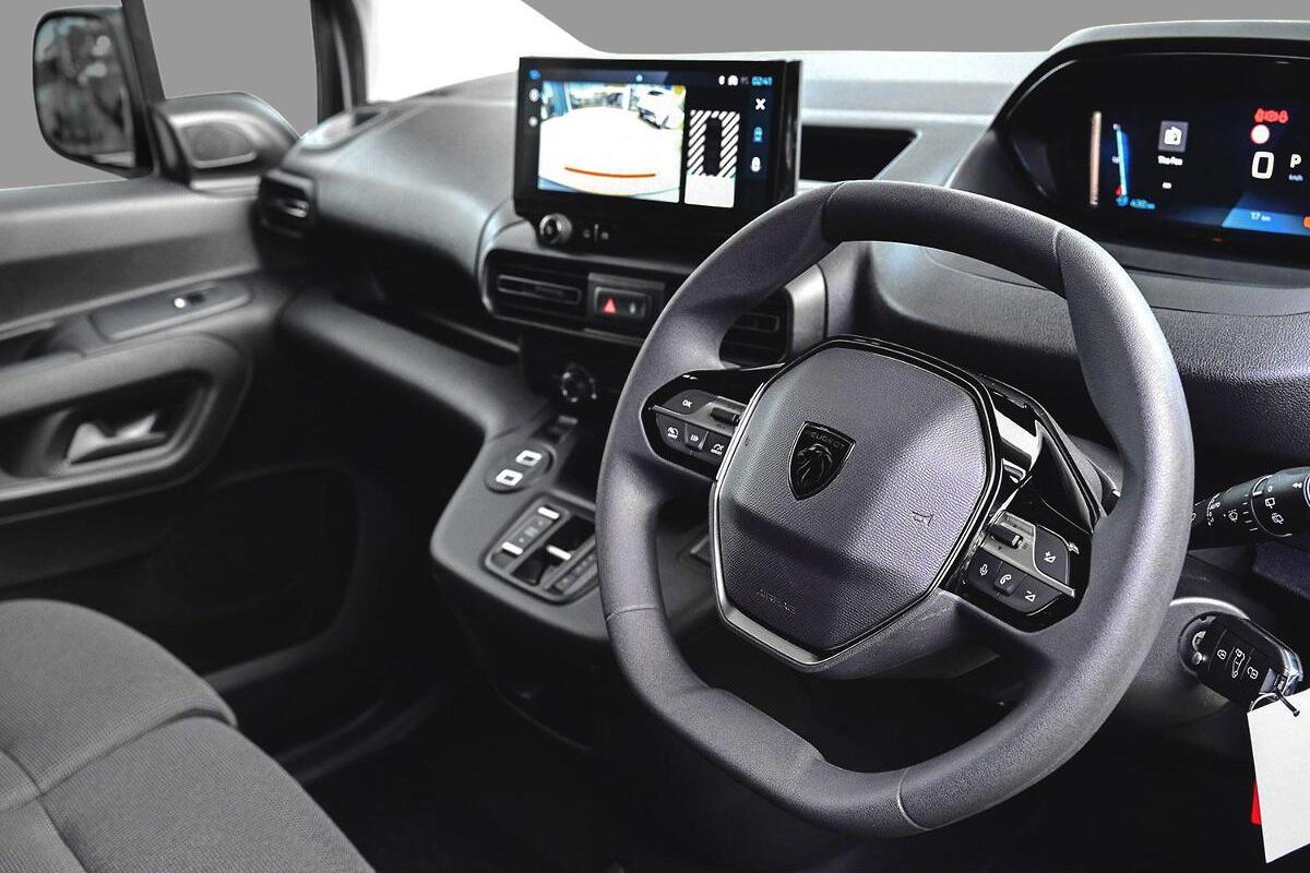 2024 Peugeot Partner Pro SWB Auto MY25 image 5