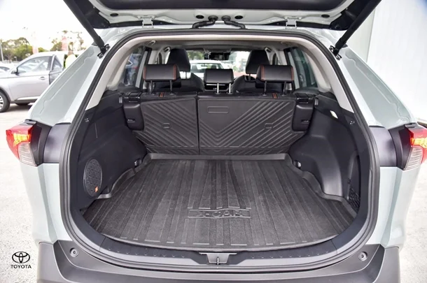 2024 Toyota RAV4 Hybrid Edge AWD image 10