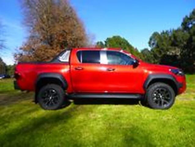 2023 Toyota Hilux Rogue image 6