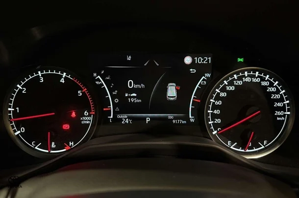 2022 Toyota Landcruiser VX image 17