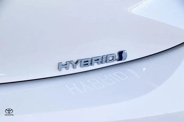 2024 Toyota Corolla Hatch Hybrid Ascent Sport image 20