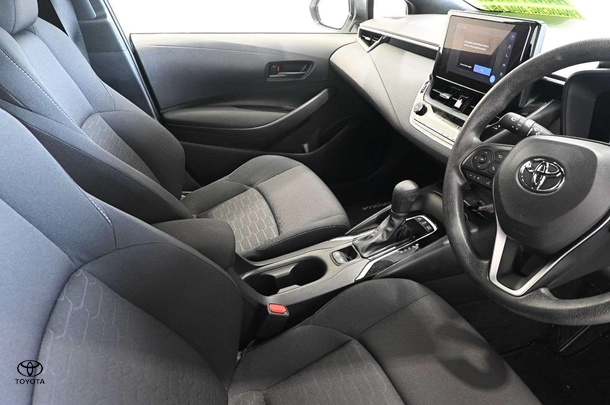 2024 Toyota Corolla Hatch Hybrid Ascent Sport image 22