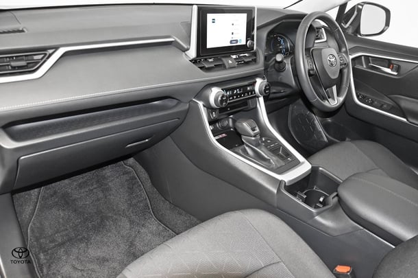 2024 Toyota RAV4 Hybrid GXL-2WD image 16
