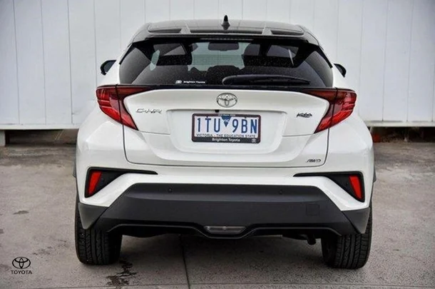 2021 Toyota C-HR Koba AWD image 4