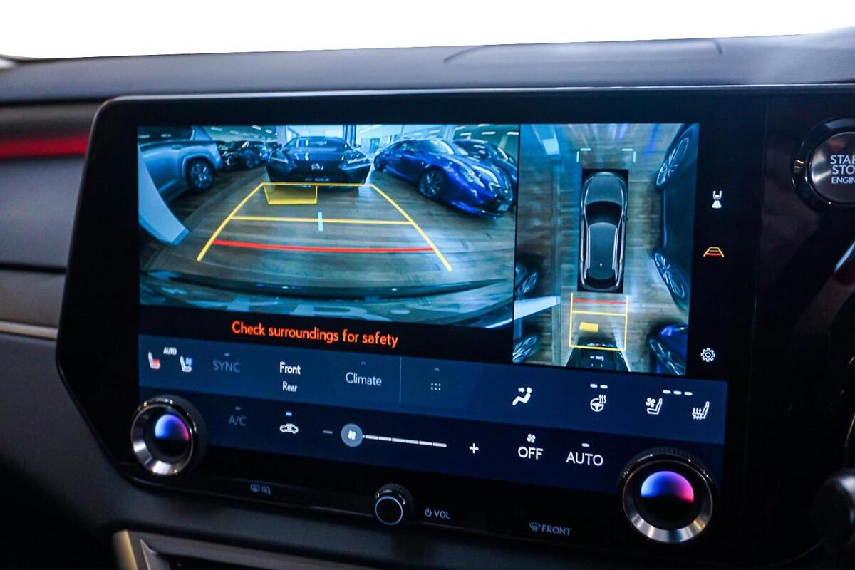 2024 Lexus RX RX350 Sports Luxury Auto AWD image 13