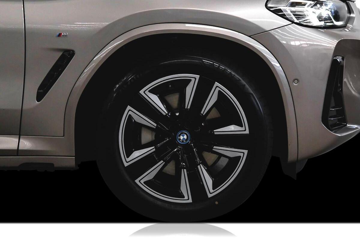 2024 BMW iX3 M Sport G08 Auto image 17