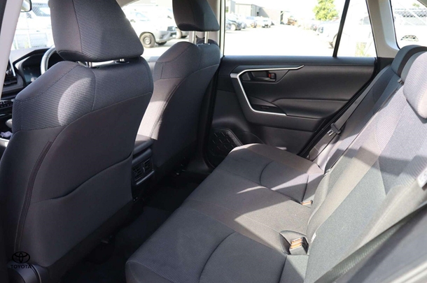 2023 Toyota RAV4 Hybrid GX AWD image 26
