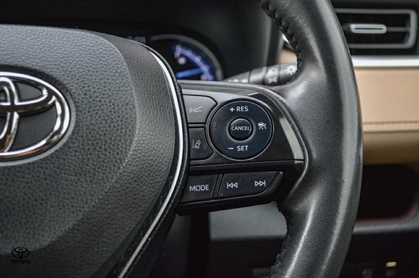 2021 Toyota RAV4 Hybrid Cruiser-AWD image 17