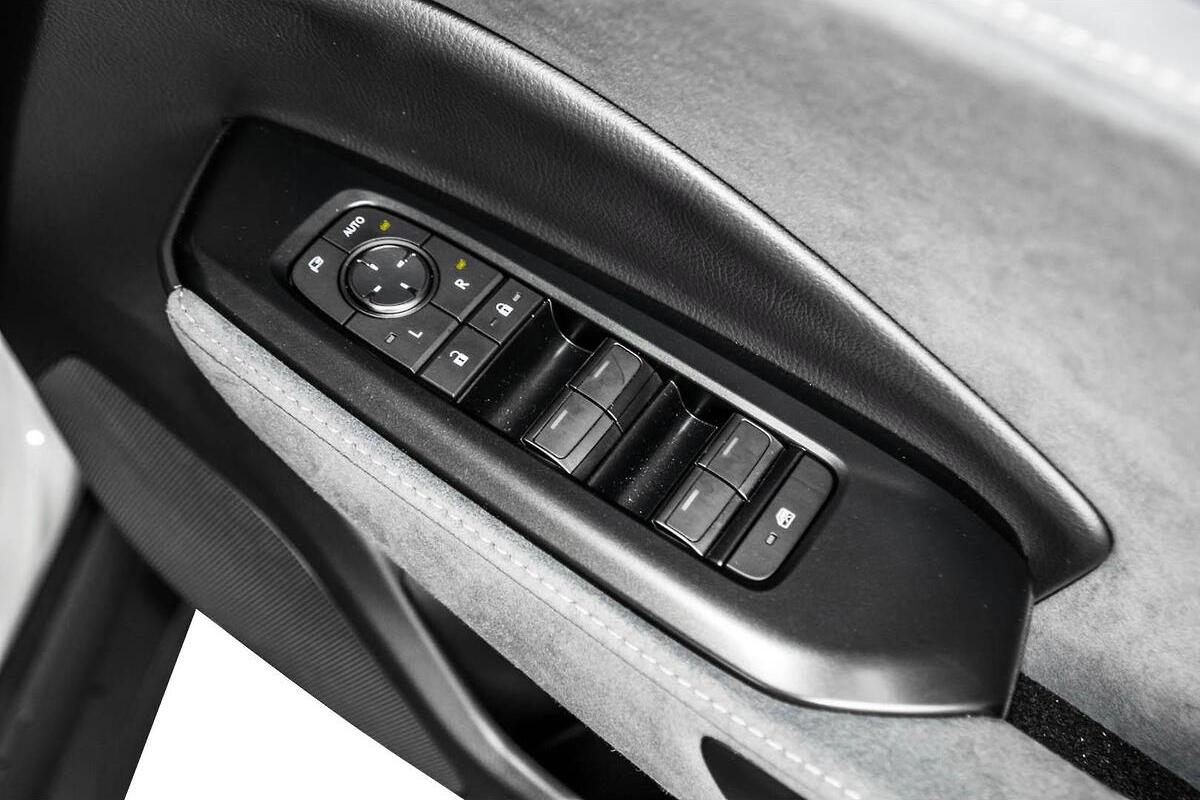 2025 Lexus LBX Sports Luxury Auto 2WD image 15