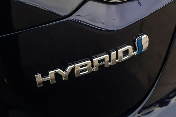 2023 Toyota Corolla Sedan Hybrid Ascent Sport image 15
