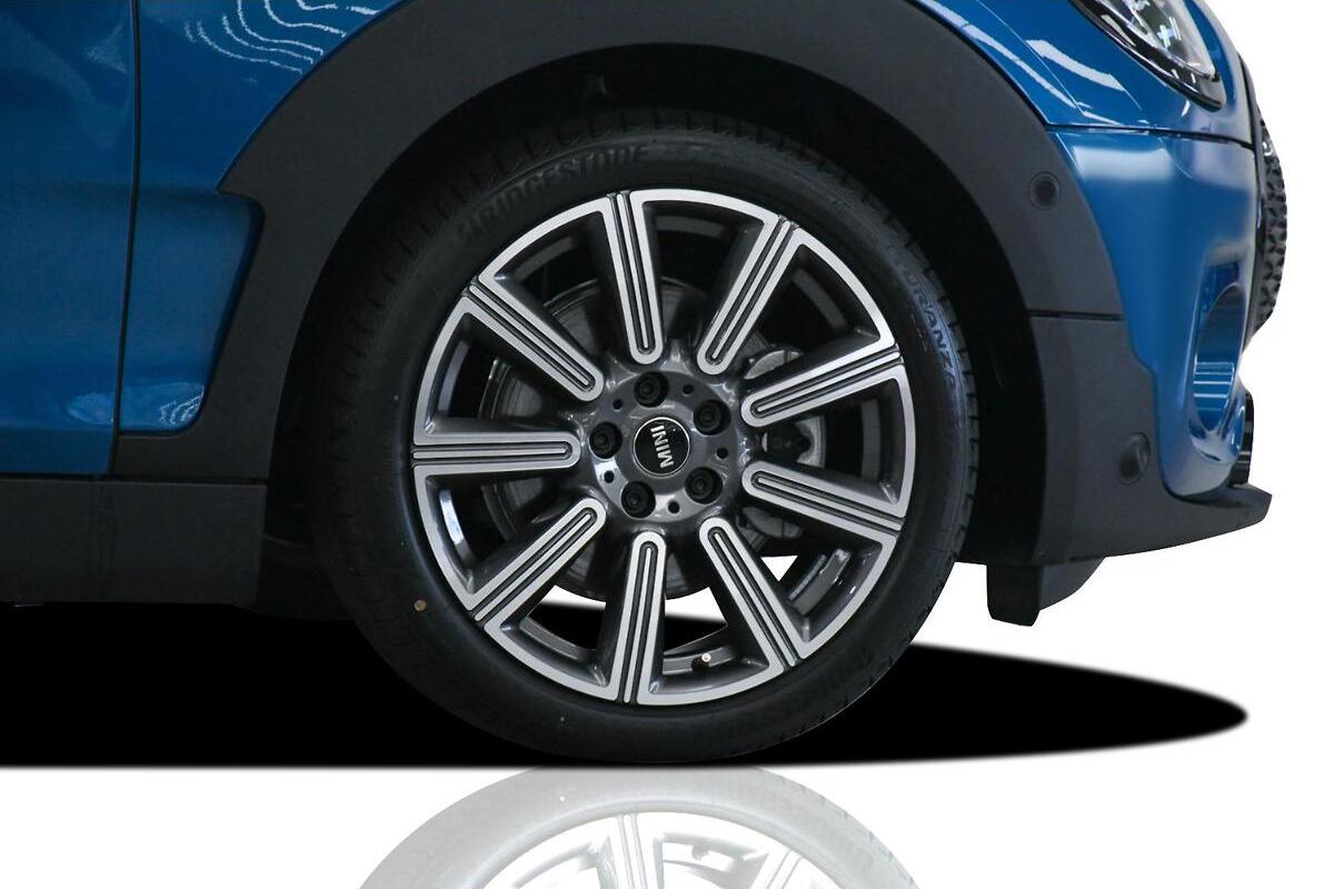 2024 MINI Clubman Cooper S MINI Yours Auto image 10